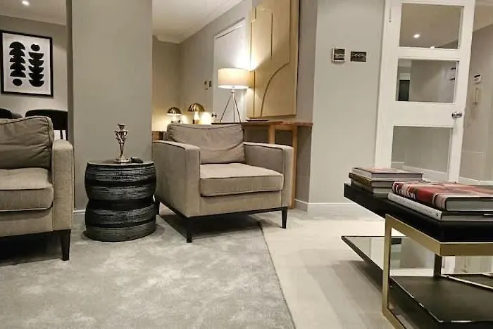 Estatesmen Park Lane Mayfair Apartment